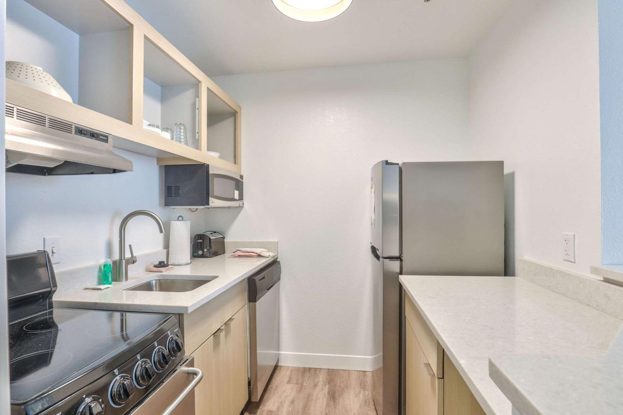 Alluxsuites At 1876, Ascend Hotel Collection Tallahassee Exterior foto